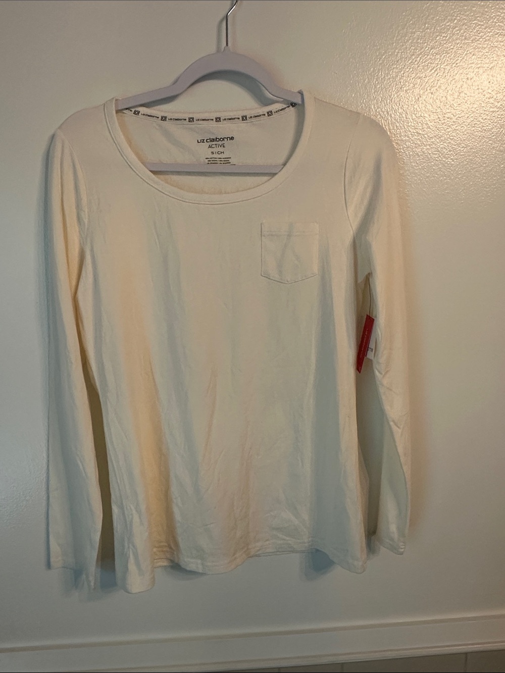 Liz Claiborne Cream Long Sleeve Scoop Neck Pocket Top NWT Size S